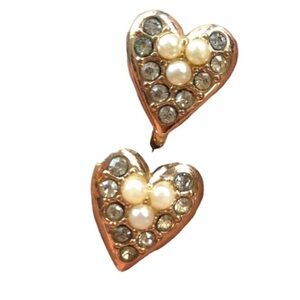 Vintage gold heart screw in earrings with pearls and rhinestones
